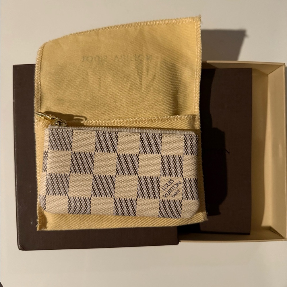 Louis Vuitton White Damier Coin Purse